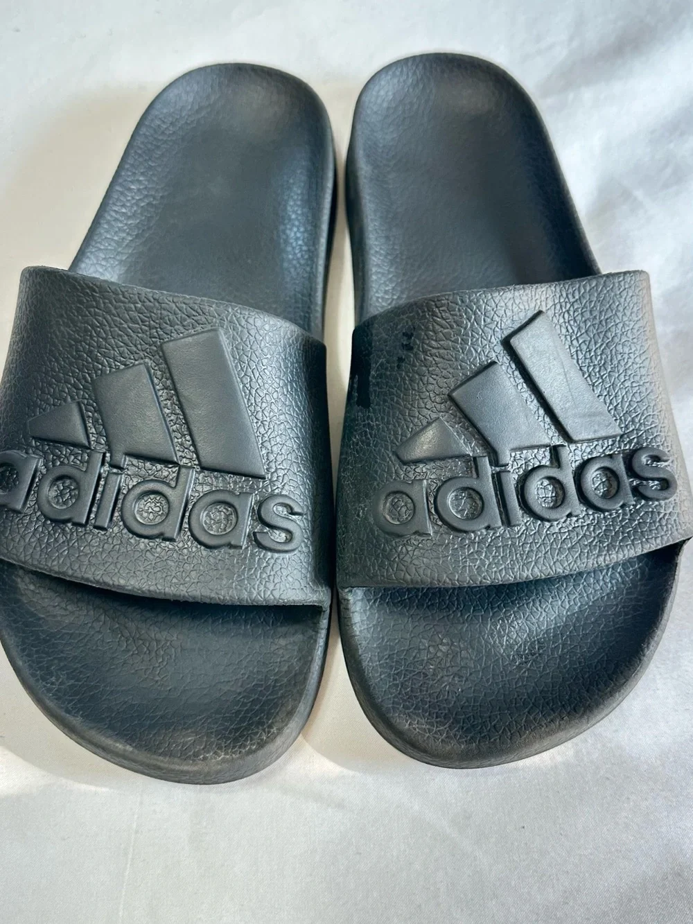 Boys Adidas size 7 slides